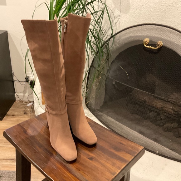 NWT Blondo TWYLA Waterproof Tall Boot Taupe Suede Size 7M - Picture 2 of 9